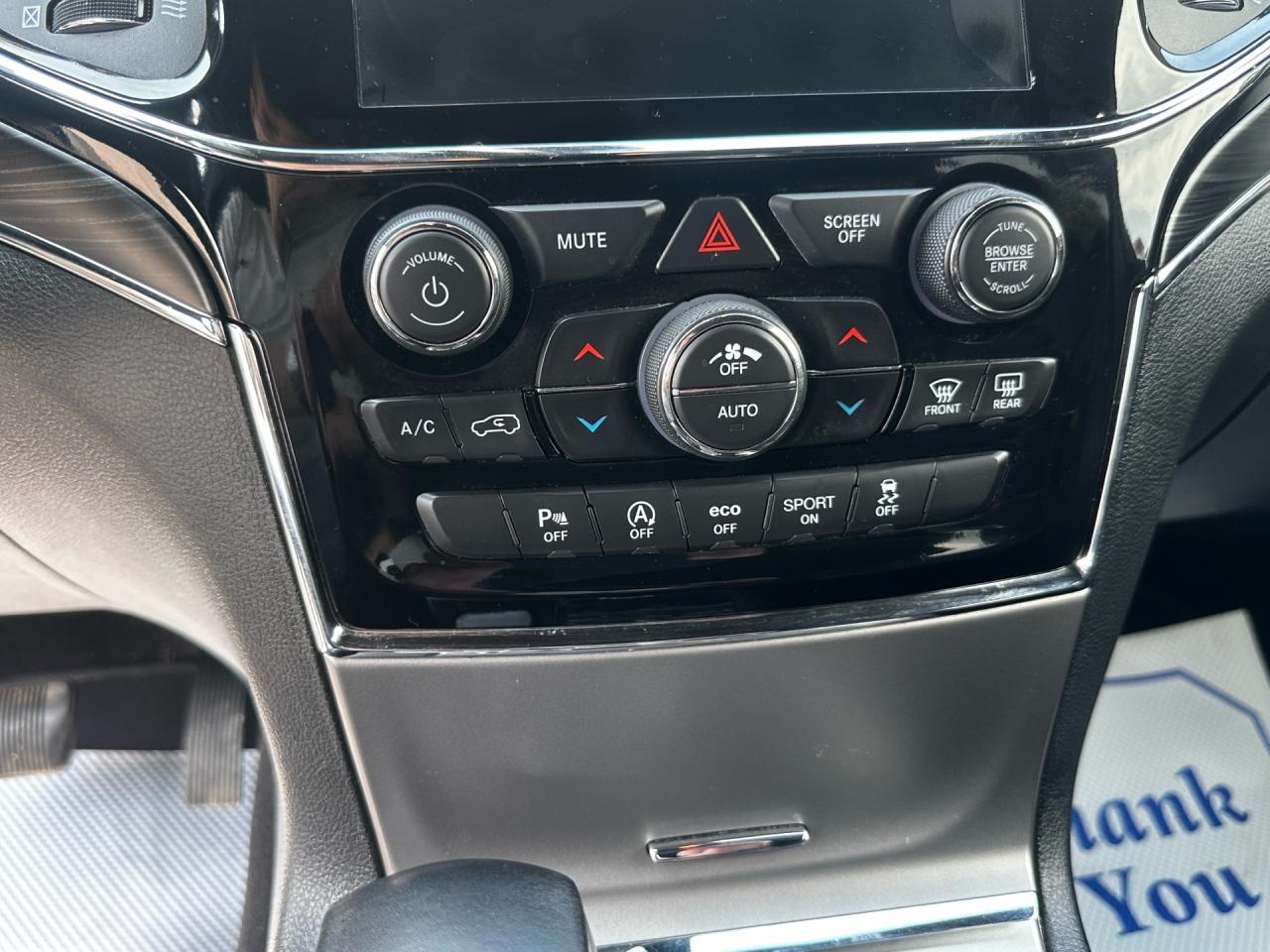 2019 Jeep Grand Cherokee Limited ~ 4WD ~ LEATHER ~ NAVIGATION ~ CERTIFIED Photo