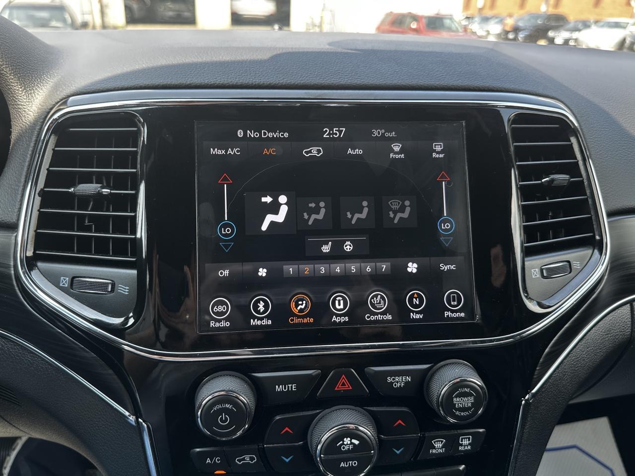 2019 Jeep Grand Cherokee Limited ~ 4WD ~ LEATHER ~ NAVIGATION ~ CERTIFIED Photo