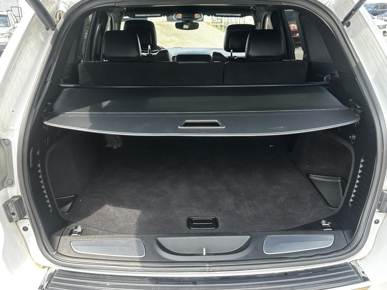 2019 Jeep Grand Cherokee Limited ~ 4WD ~ LEATHER ~ NAVIGATION ~ CERTIFIED Photo