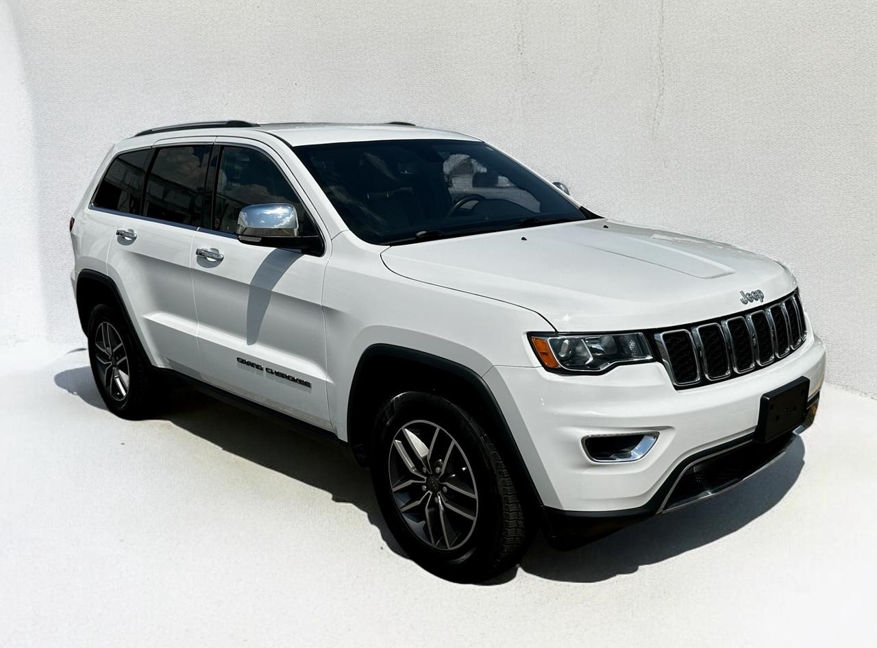 2019 Jeep Grand Cherokee Limited ~ 4WD ~ LEATHER ~ NAVIGATION ~ CERTIFIED Photo