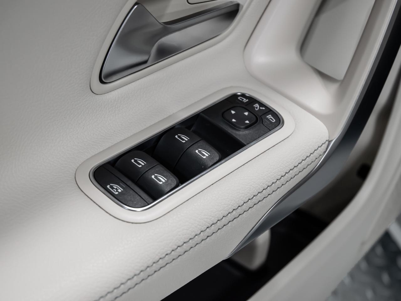 2024 Mercedes-Benz CLA 250 4MATIC LOW KM REAR VIEW CAM PADDLE SHIFTERS Photo