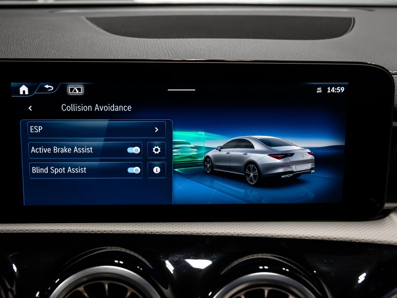 2024 Mercedes-Benz CLA 250 4MATIC LOW KM REAR VIEW CAM PADDLE SHIFTERS Photo