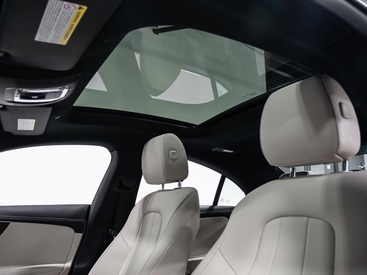 2024 Mercedes-Benz CLA 250 4MATIC LOW KM REAR VIEW CAM PADDLE SHIFTERS Photo