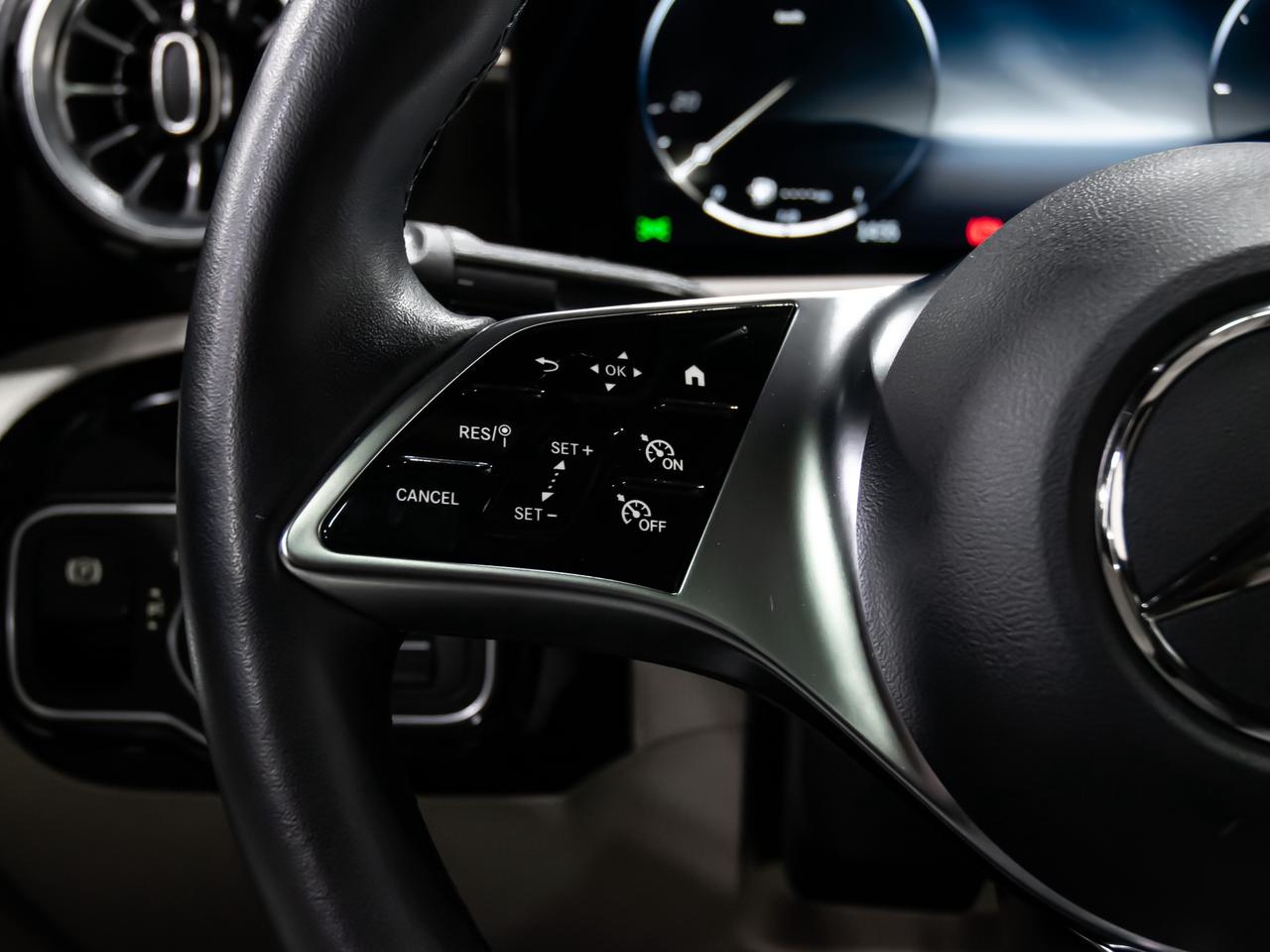 2024 Mercedes-Benz CLA 250 4MATIC LOW KM REAR VIEW CAM PADDLE SHIFTERS Photo