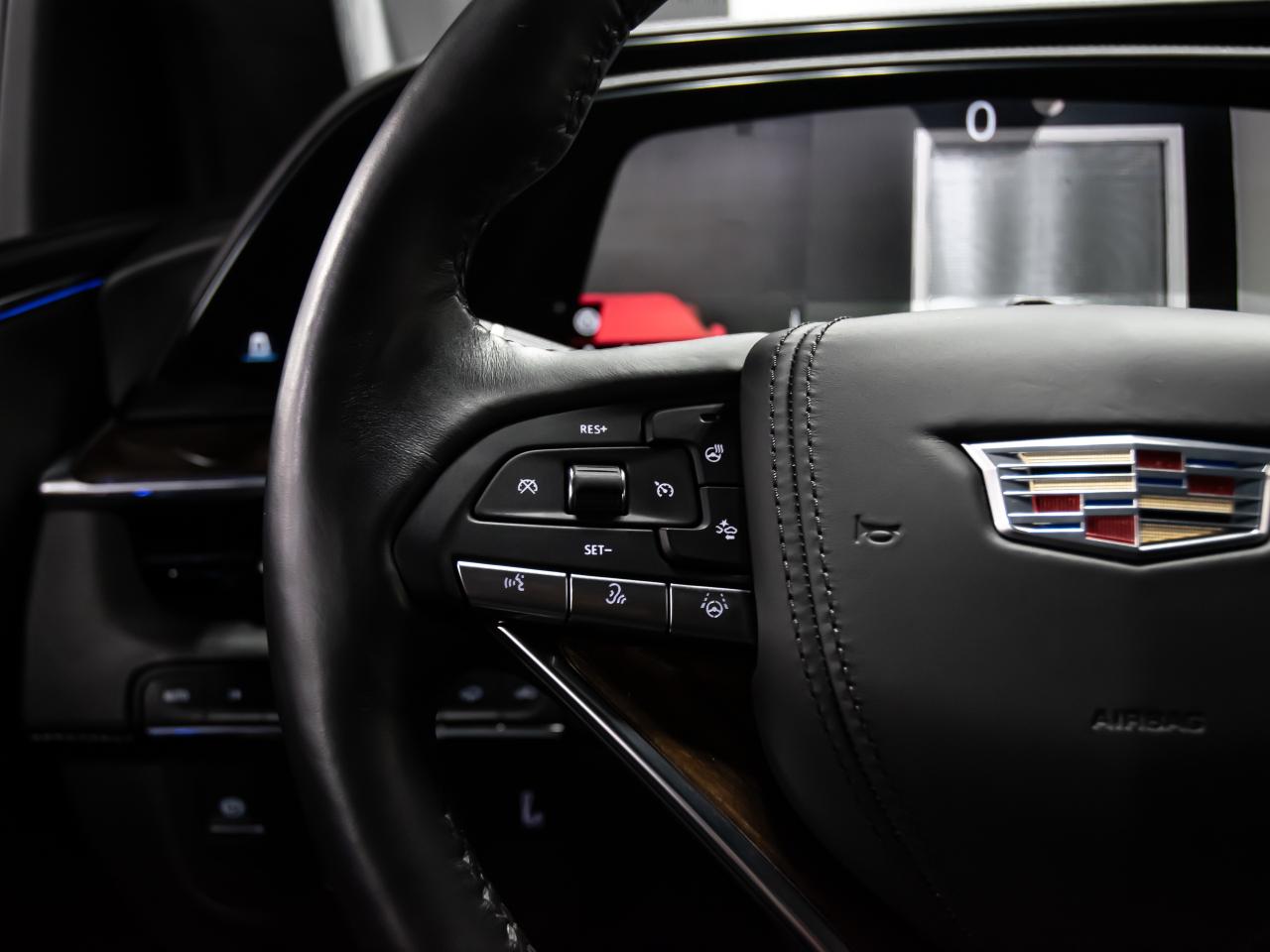 2021 Cadillac Escalade ESV 4WD SPORT PLATIMUM ESV SUPER CRUISE PKG SPORT PLAT Photo