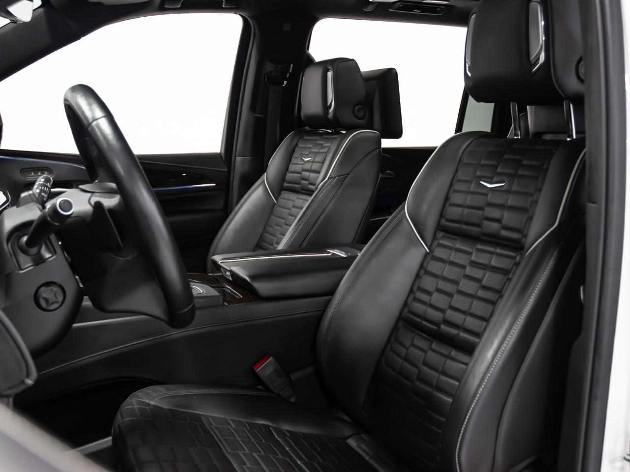 2021 Cadillac Escalade ESV 4WD SPORT PLATIMUM ESV SUPER CRUISE PKG SPORT PLAT Photo