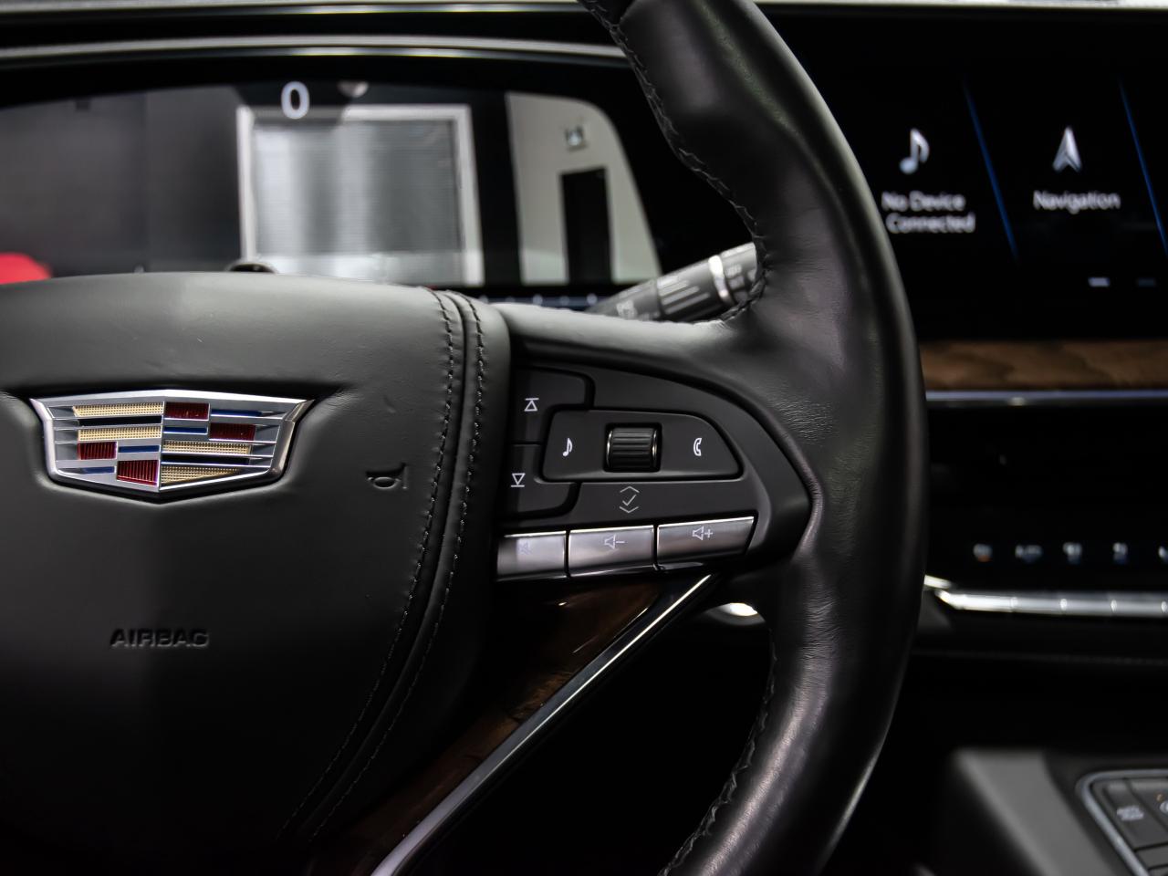 2021 Cadillac Escalade ESV 4WD SPORT PLATIMUM ESV SUPER CRUISE PKG SPORT PLAT Photo