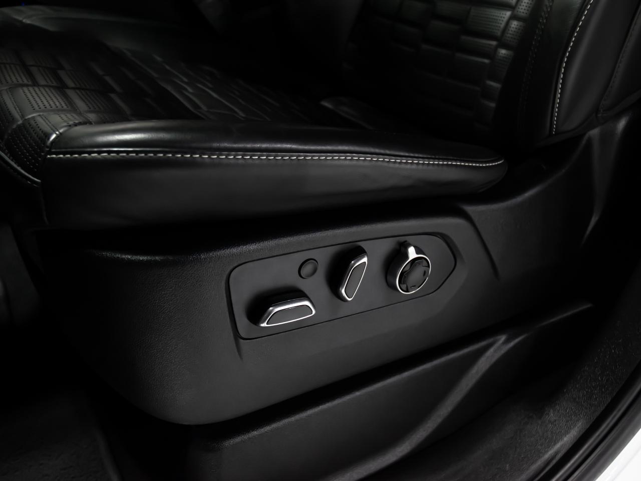 2021 Cadillac Escalade ESV 4WD SPORT PLATIMUM ESV SUPER CRUISE PKG SPORT PLAT Photo