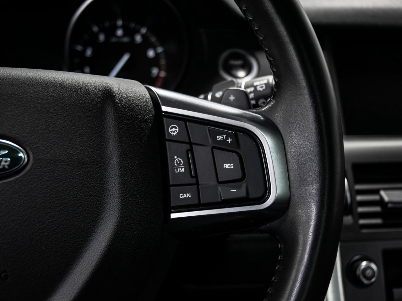 2019 Land Rover Discovery Sport SE AWD BLIND SPOTS NAVIGATION REAR VIEW CAMERA Photo