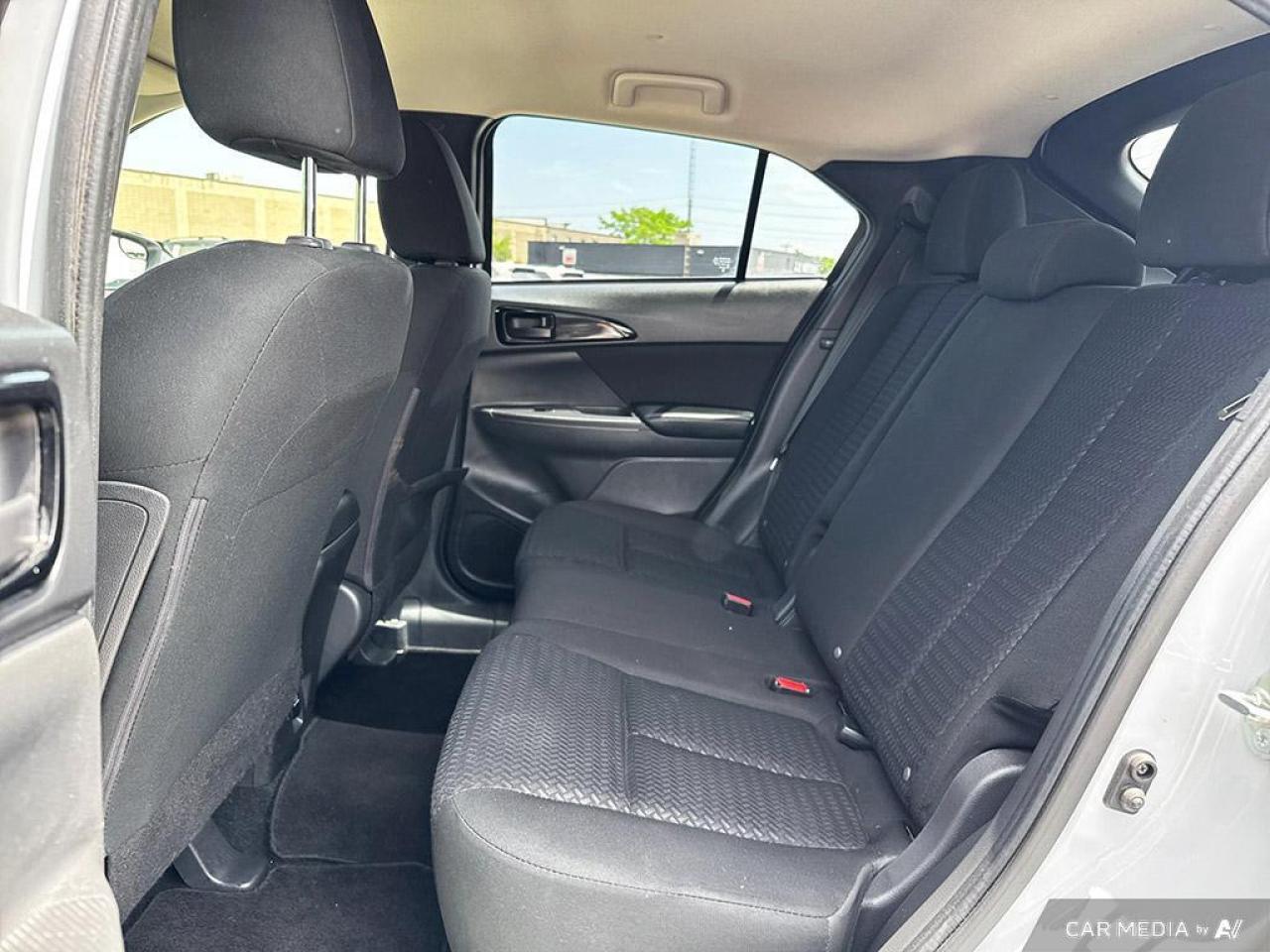 2023 Mitsubishi Eclipse Cross ES BACKUP CAM   BLUETOOTH   HTD SEATS   KEYLESS EN Photo