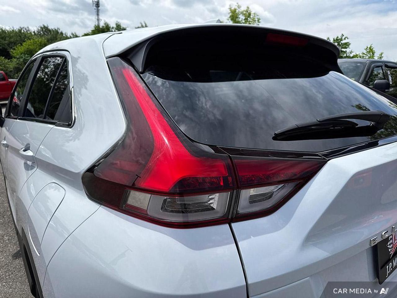 2023 Mitsubishi Eclipse Cross ES BACKUP CAM   BLUETOOTH   HTD SEATS   KEYLESS EN Photo