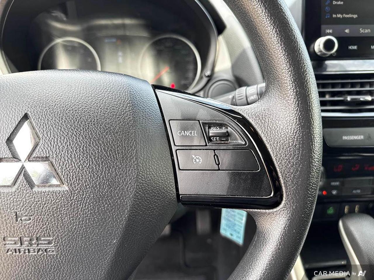 2023 Mitsubishi Eclipse Cross ES BACKUP CAM   BLUETOOTH   HTD SEATS   KEYLESS EN Photo