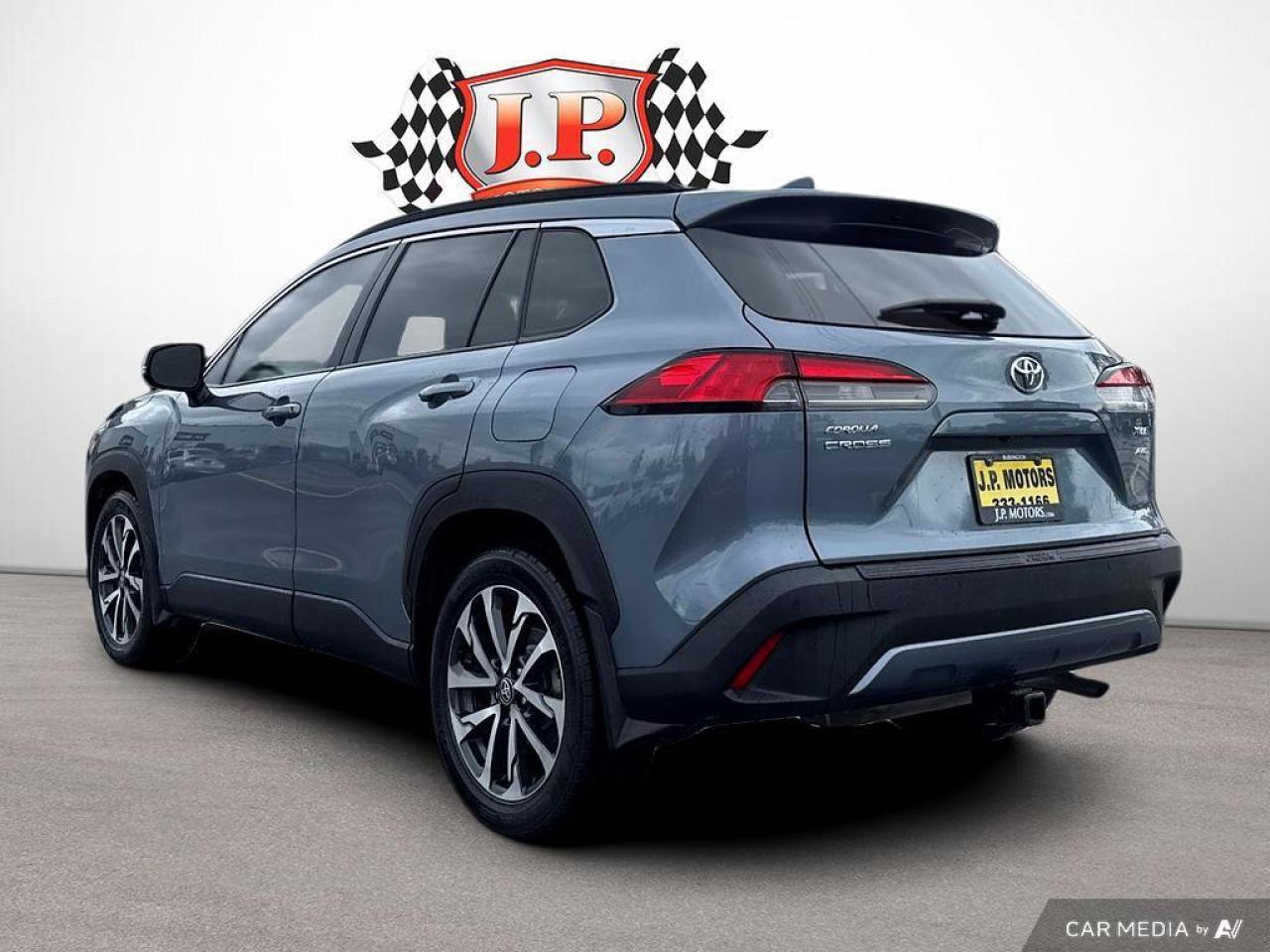 2022 Toyota Corolla Cross XLE BACKUP CAM   BLUETOOTH   HTD SEATS   KEYLESS E Photo