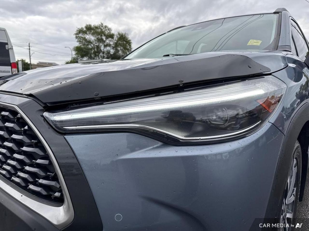 2022 Toyota Corolla Cross XLE BACKUP CAM   BLUETOOTH   HTD SEATS   KEYLESS E Photo