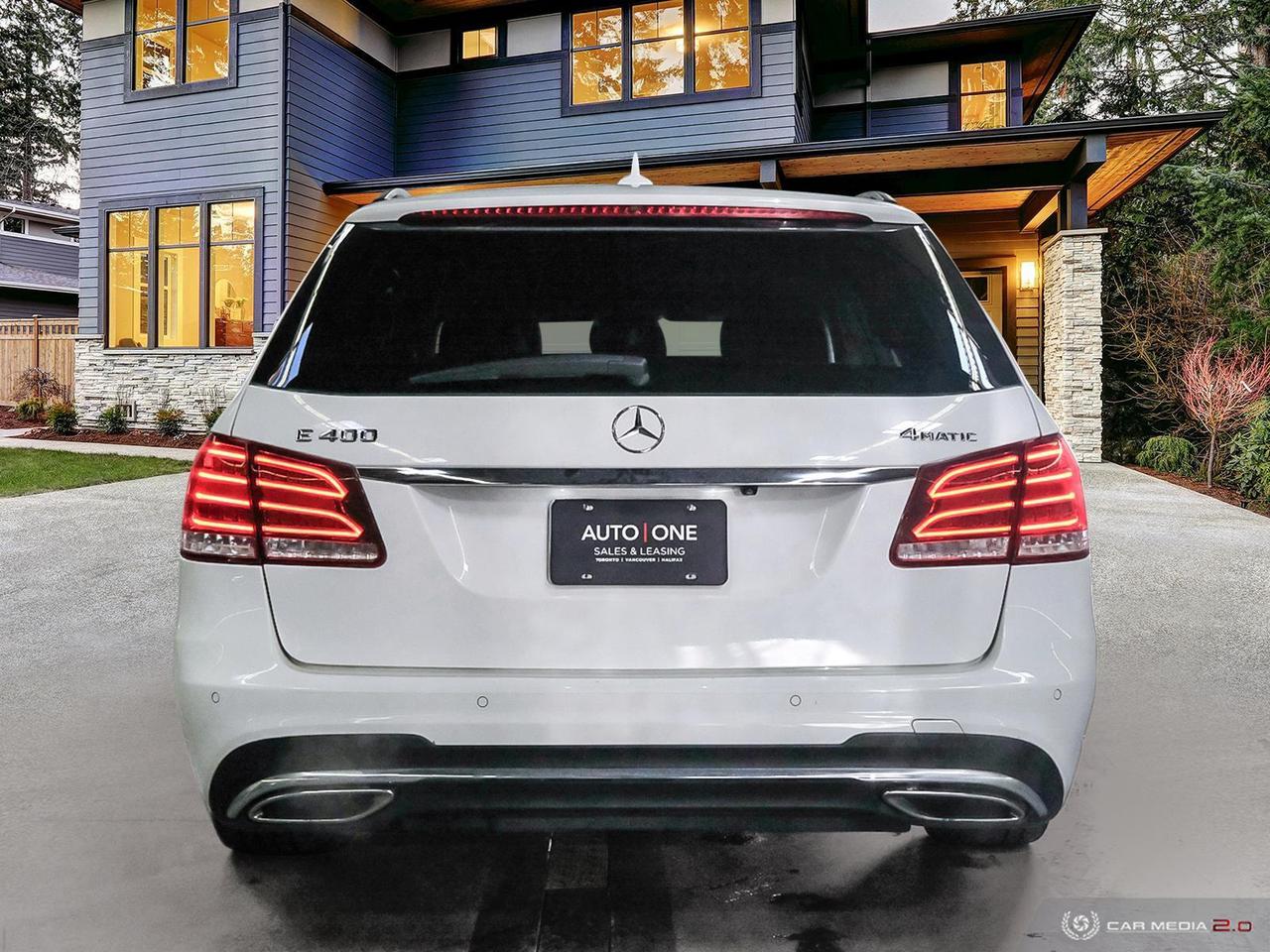 2015 Mercedes-Benz E-Class WAGON   DEALER SERVICED Photo3