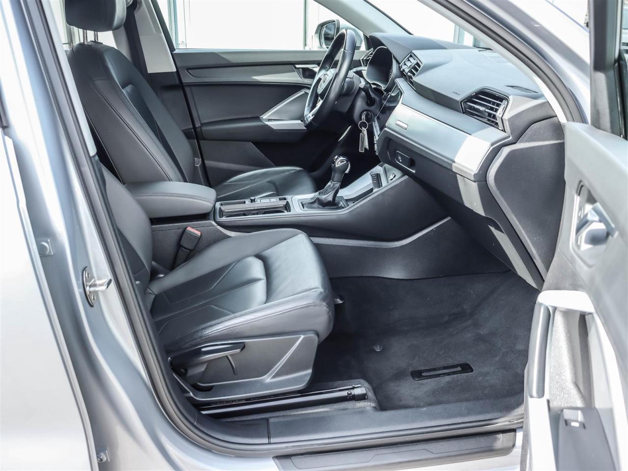 2021 Audi Q3 45 2.0T Komfort quattro 8sp Tiptronic Photo