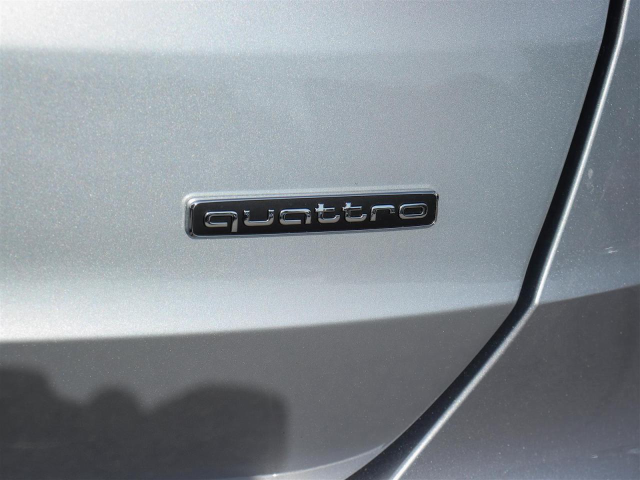 2021 Audi Q3 45 2.0T Komfort quattro 8sp Tiptronic Photo