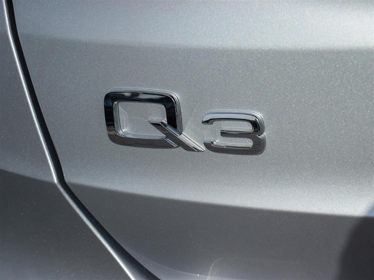 2021 Audi Q3 45 2.0T Komfort quattro 8sp Tiptronic Photo