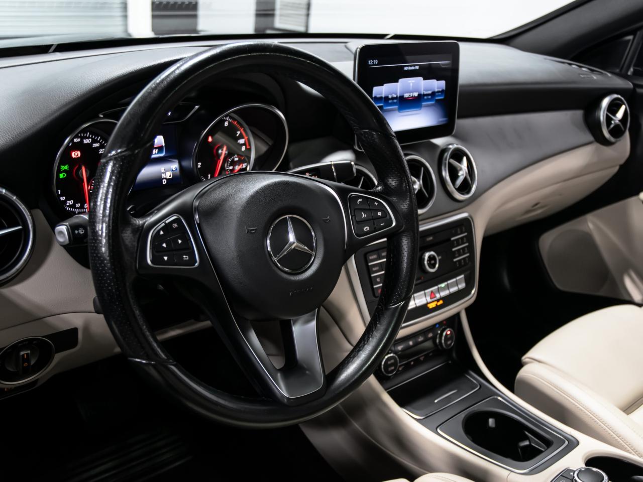 2018 Mercedes-Benz CLA CLA 250 4MATIC REAR VIEW CAMERA PANORAMIC SUNROOF Photo