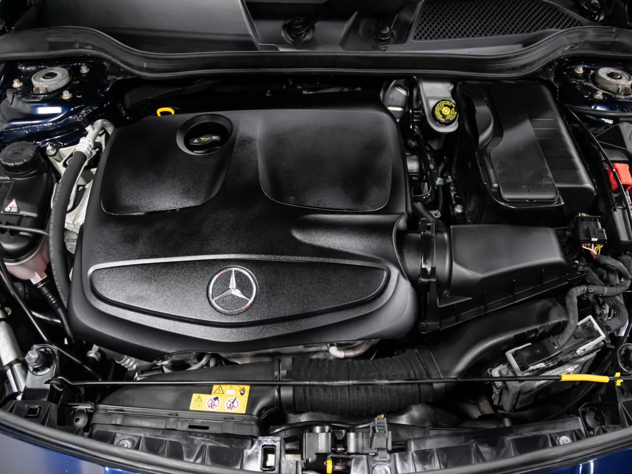 2018 Mercedes-Benz CLA CLA 250 4MATIC REAR VIEW CAMERA PANORAMIC SUNROOF Photo