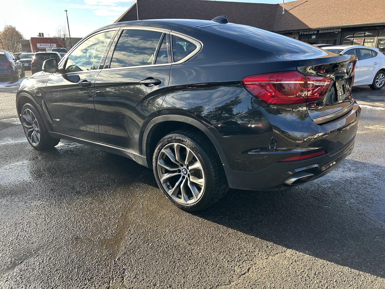 2018 BMW X6 Premium Enhanced Photo2