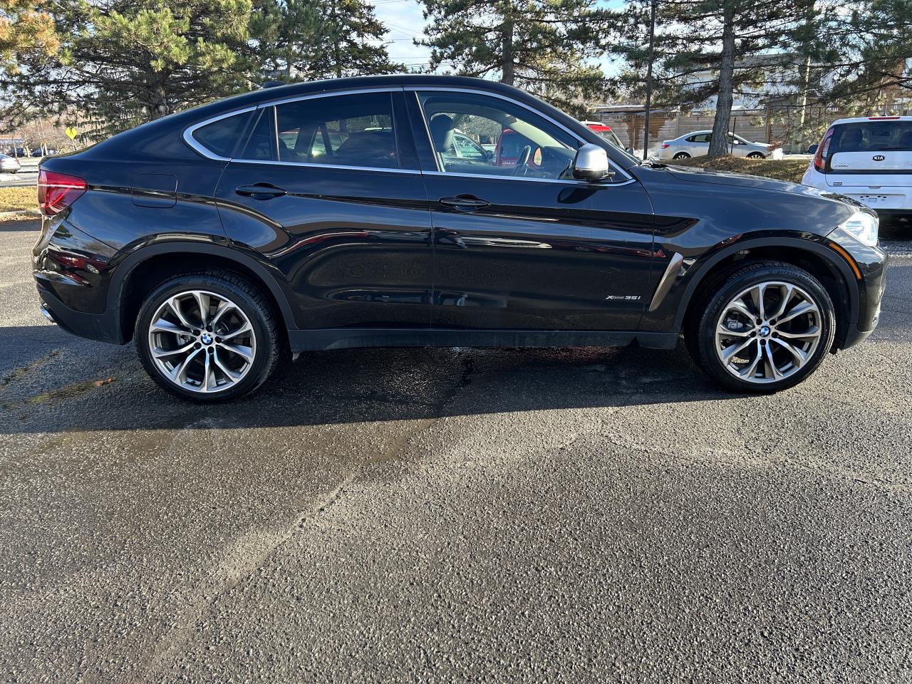 2018 BMW X6 Premium Enhanced Photo