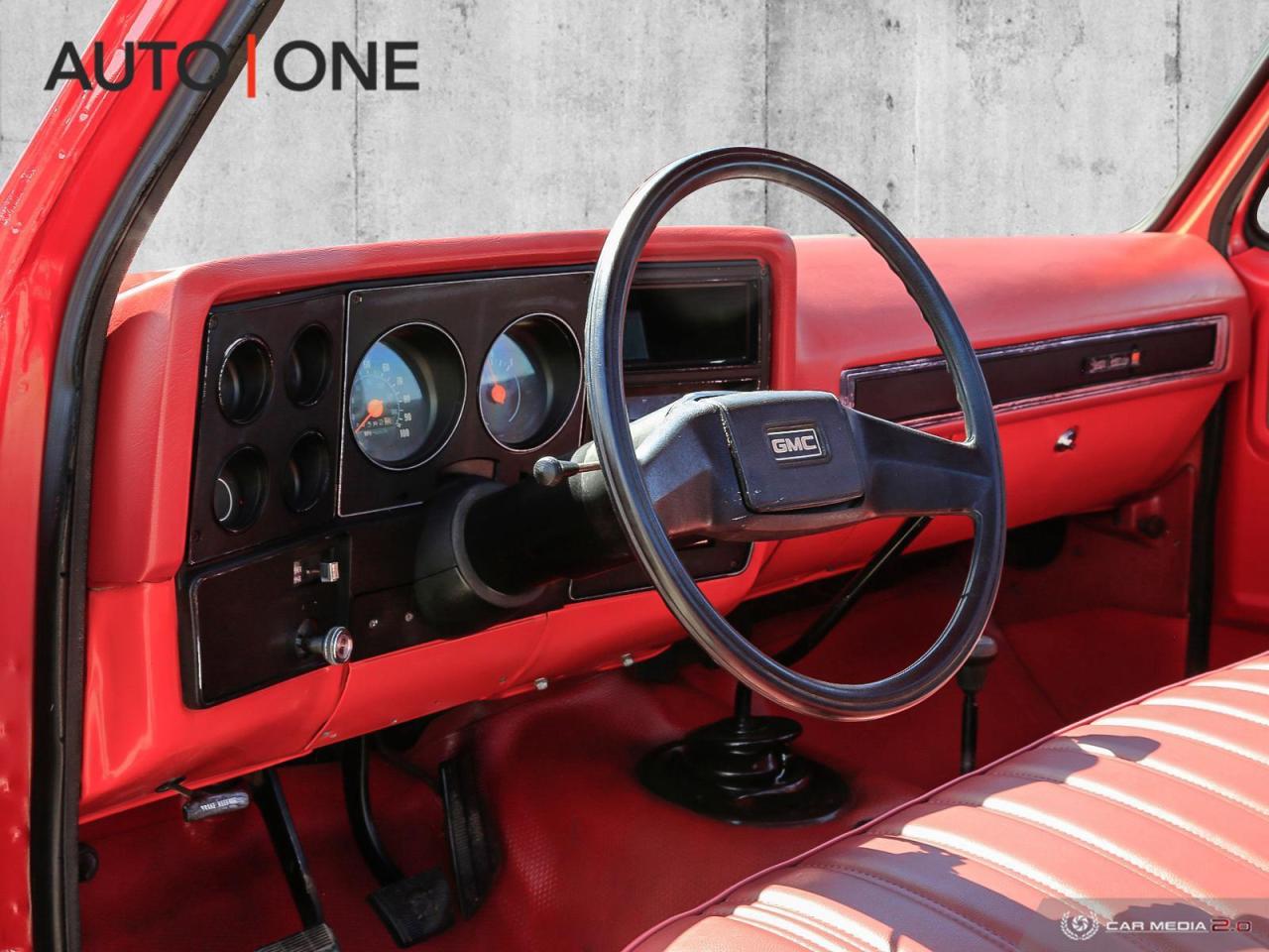 1978 GMC Sierra SHORT BOX   4X4   4 SPEED MANUAL 350 V8 Photo