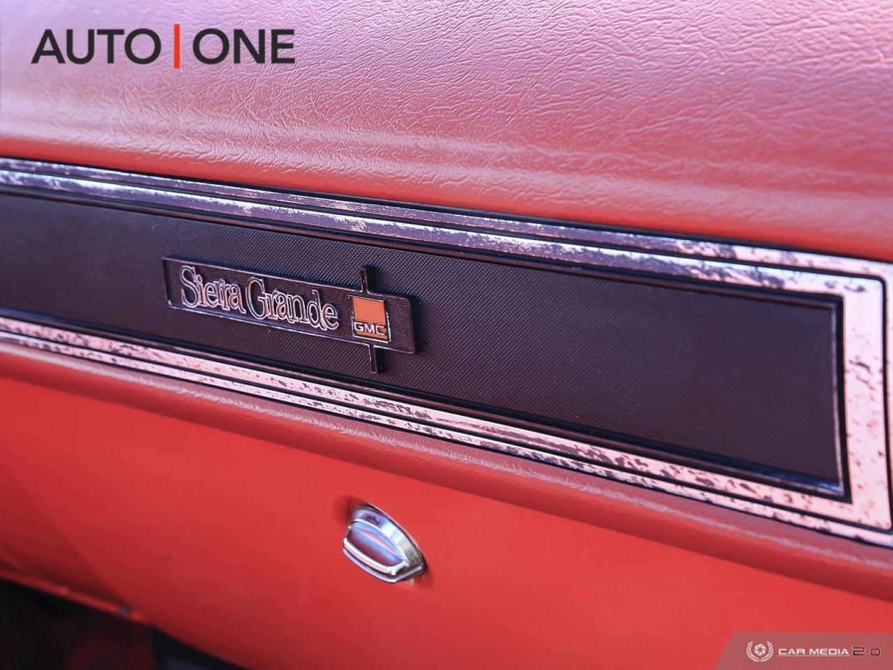 1978 GMC Sierra SHORT BOX   4X4   4 SPEED MANUAL 350 V8 Photo