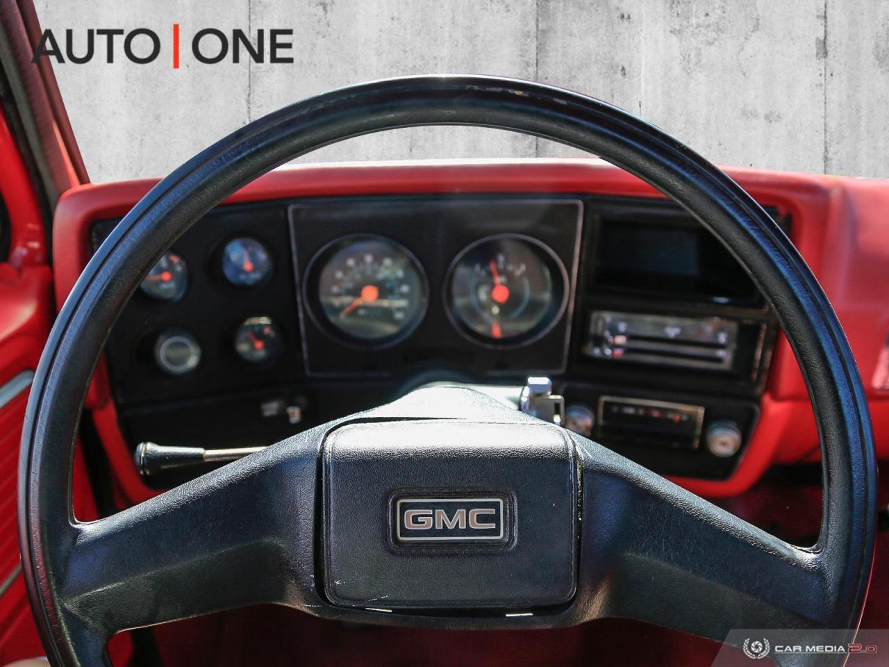 1978 GMC Sierra SHORT BOX   4X4   4 SPEED MANUAL 350 V8 Photo