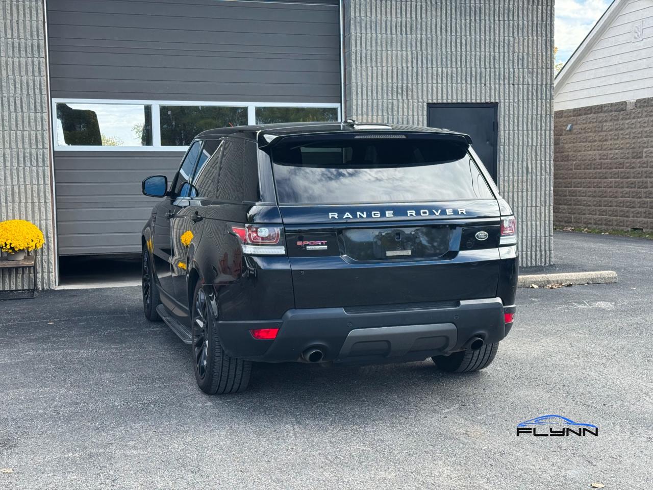 2016 Land Rover Range Rover Sport 5.0L V8 Supercharged 7-Seater, Service Records Photo