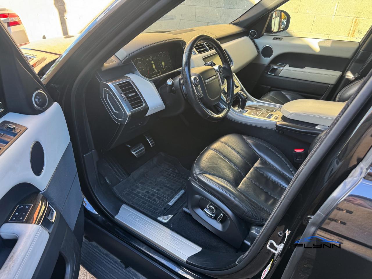 2016 Land Rover Range Rover Sport 5.0L V8 Supercharged 7-Seater, Service Records Photo