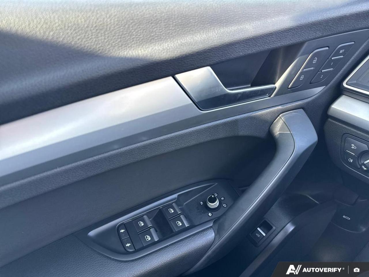 2021 Audi Q5 45 Komfort BACKUP CAM   BLUETOOTH   HTD SEATS   KE Photo