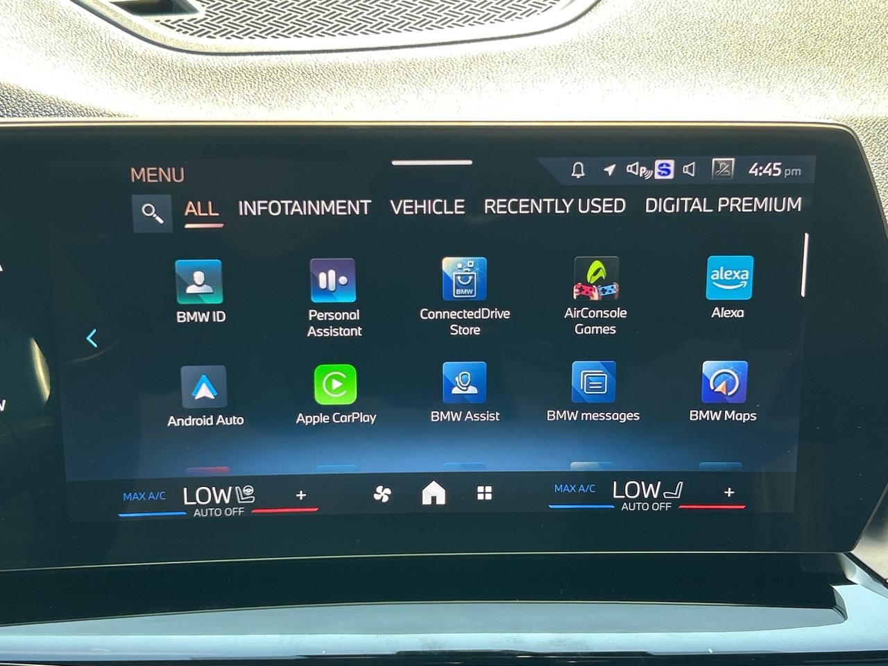 2025 BMW X1 PANOROOF, CARPLAY,ANDROID AUTO, REMOTE START, NAVI Photo