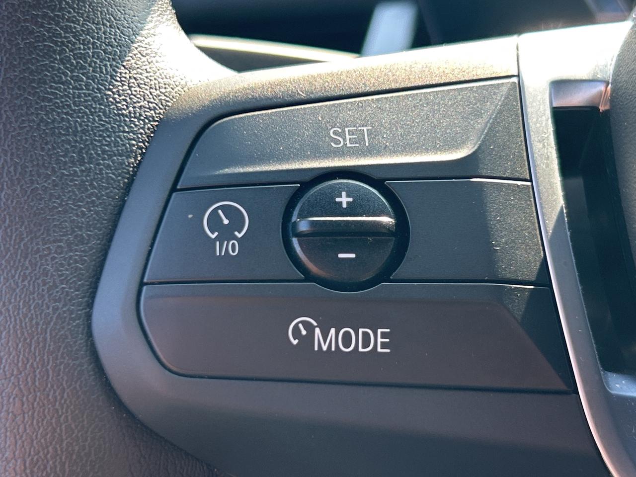 2025 BMW X1 PANOROOF, CARPLAY,ANDROID AUTO, REMOTE START, NAVI Photo