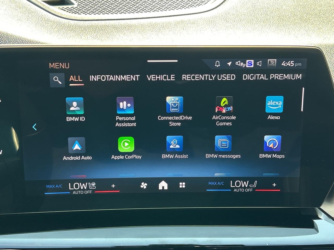 2025 BMW X1 PANOROOF, CARPLAY,ANDROID AUTO, REMOTE START, NAVI Photo