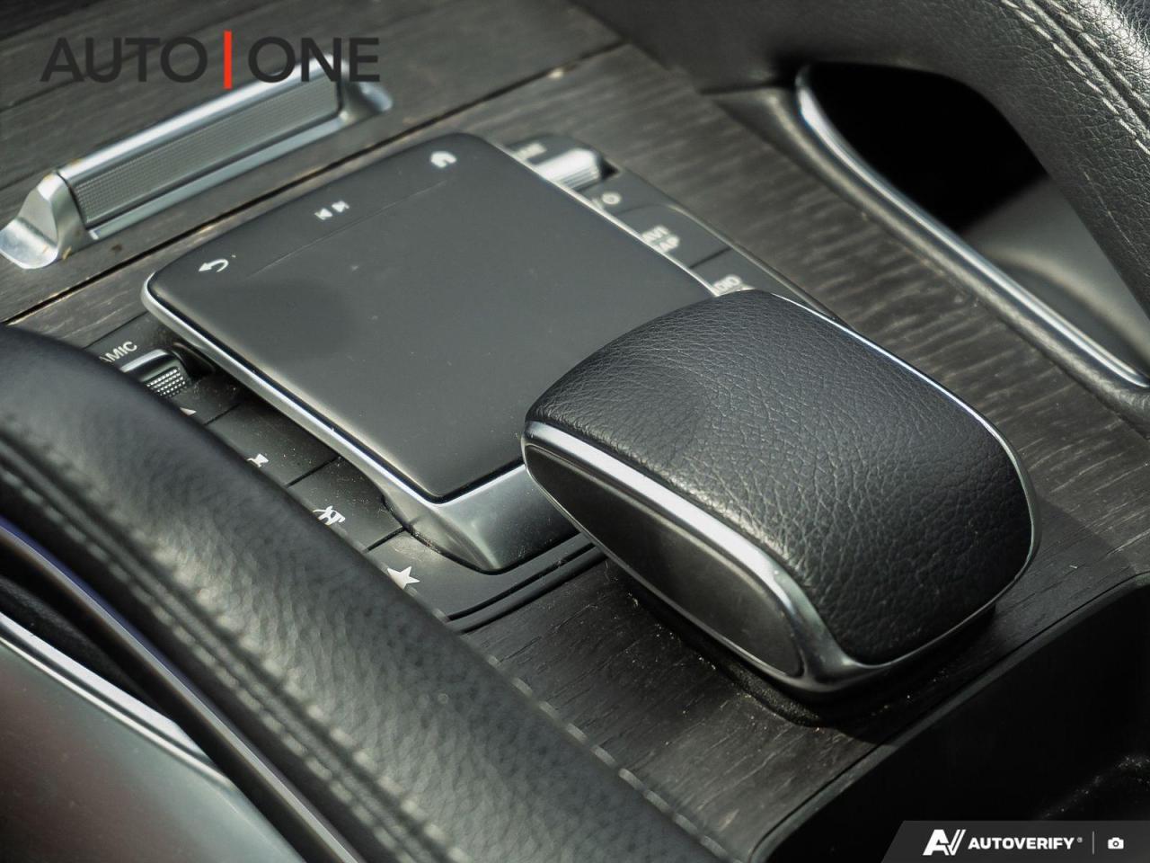 2021 Mercedes-Benz GLE-Class CARFAX CLEAN   AMG WHEELS   4MATIC Photo