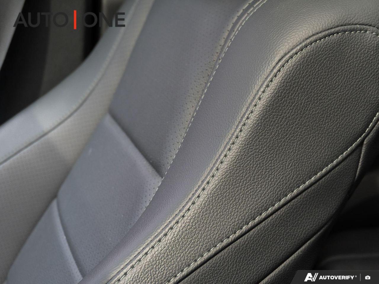 2021 Mercedes-Benz GLE-Class CARFAX CLEAN   AMG WHEELS   4MATIC Photo