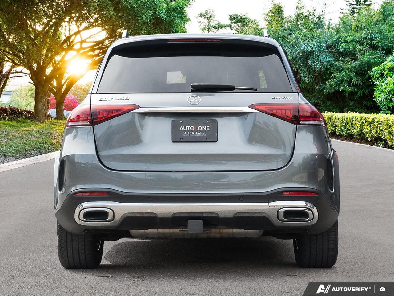 2021 Mercedes-Benz GLE-Class CARFAX CLEAN   AMG WHEELS   4MATIC Photo