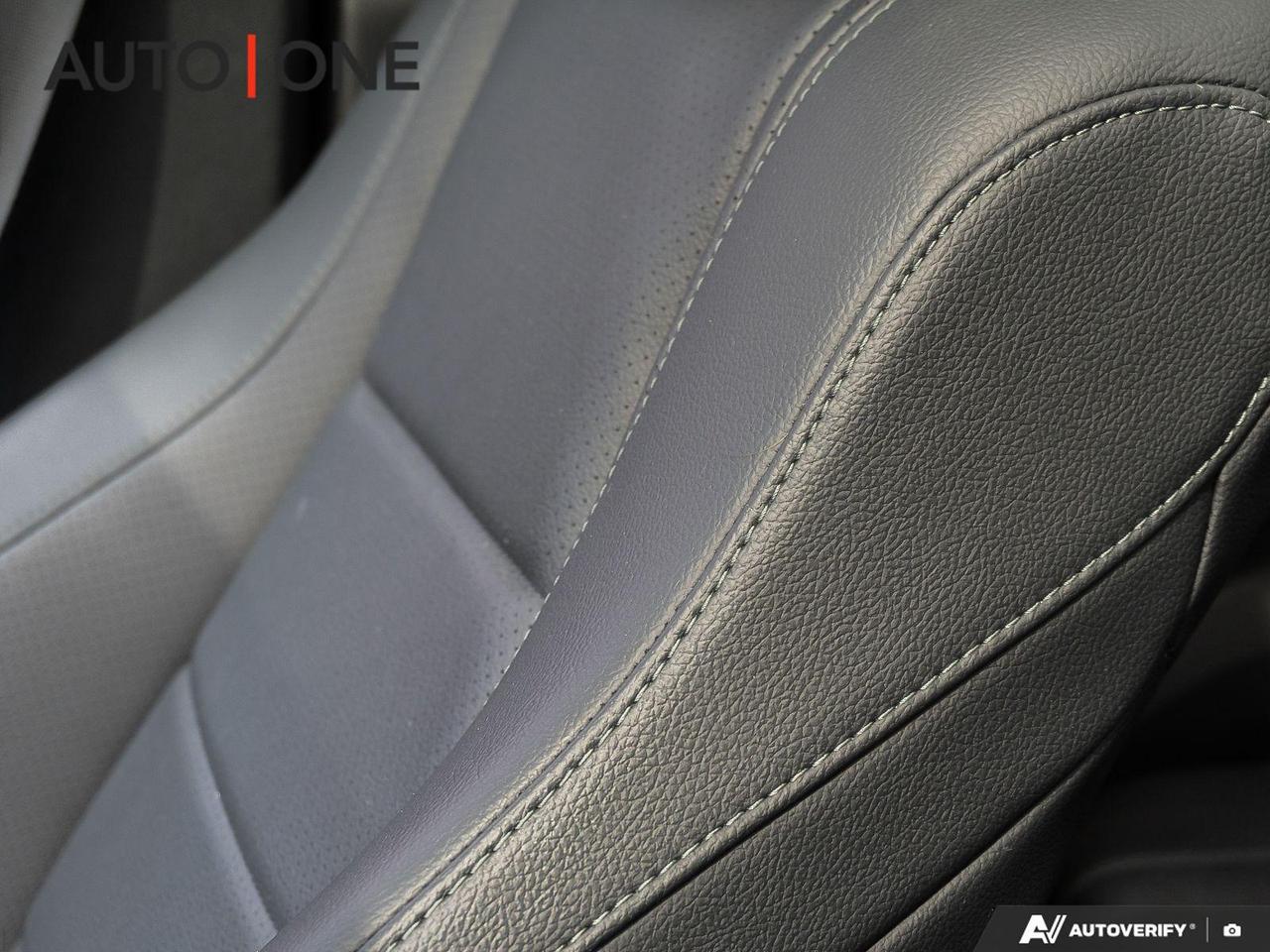 2021 Mercedes-Benz GLE-Class CARFAX CLEAN   AMG WHEELS   4MATIC Photo