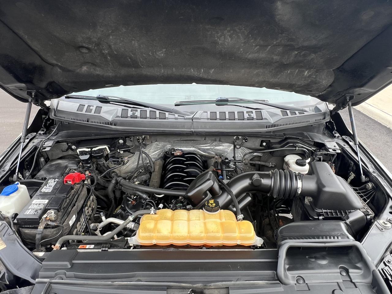 2017 Ford F-150 4WD SuperCrew 145" XLT V8 Sport 4X4 Photo