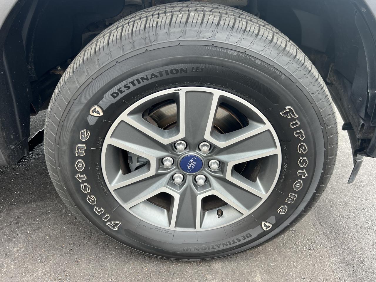 2017 Ford F-150 4WD SuperCrew 145" XLT V8 Sport 4X4 Photo