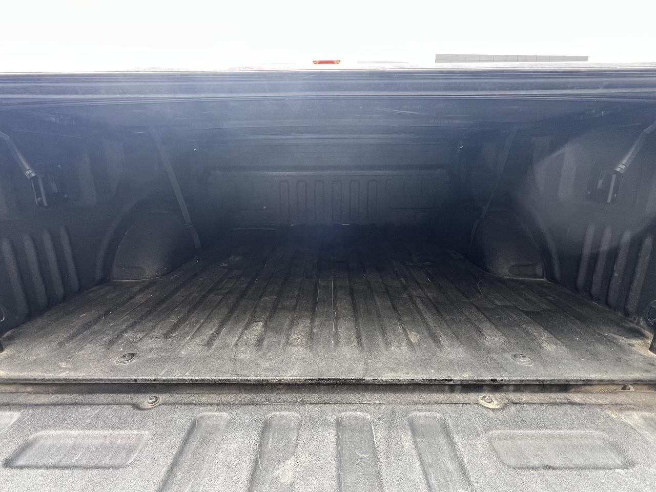 2017 Ford F-150 4WD SuperCrew 145" XLT V8 Sport 4X4 Photo