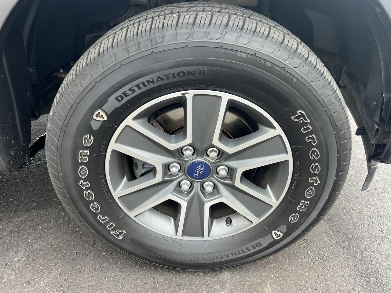 2017 Ford F-150 4WD SuperCrew 145" XLT V8 Sport 4X4 Photo