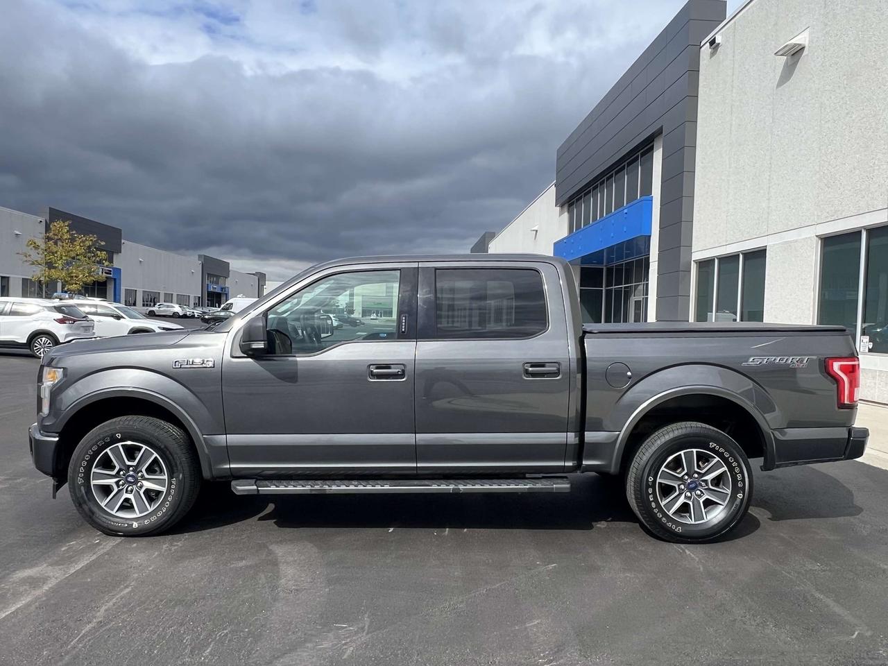 2017 Ford F-150 4WD SuperCrew 145" XLT V8 Sport 4X4 Photo