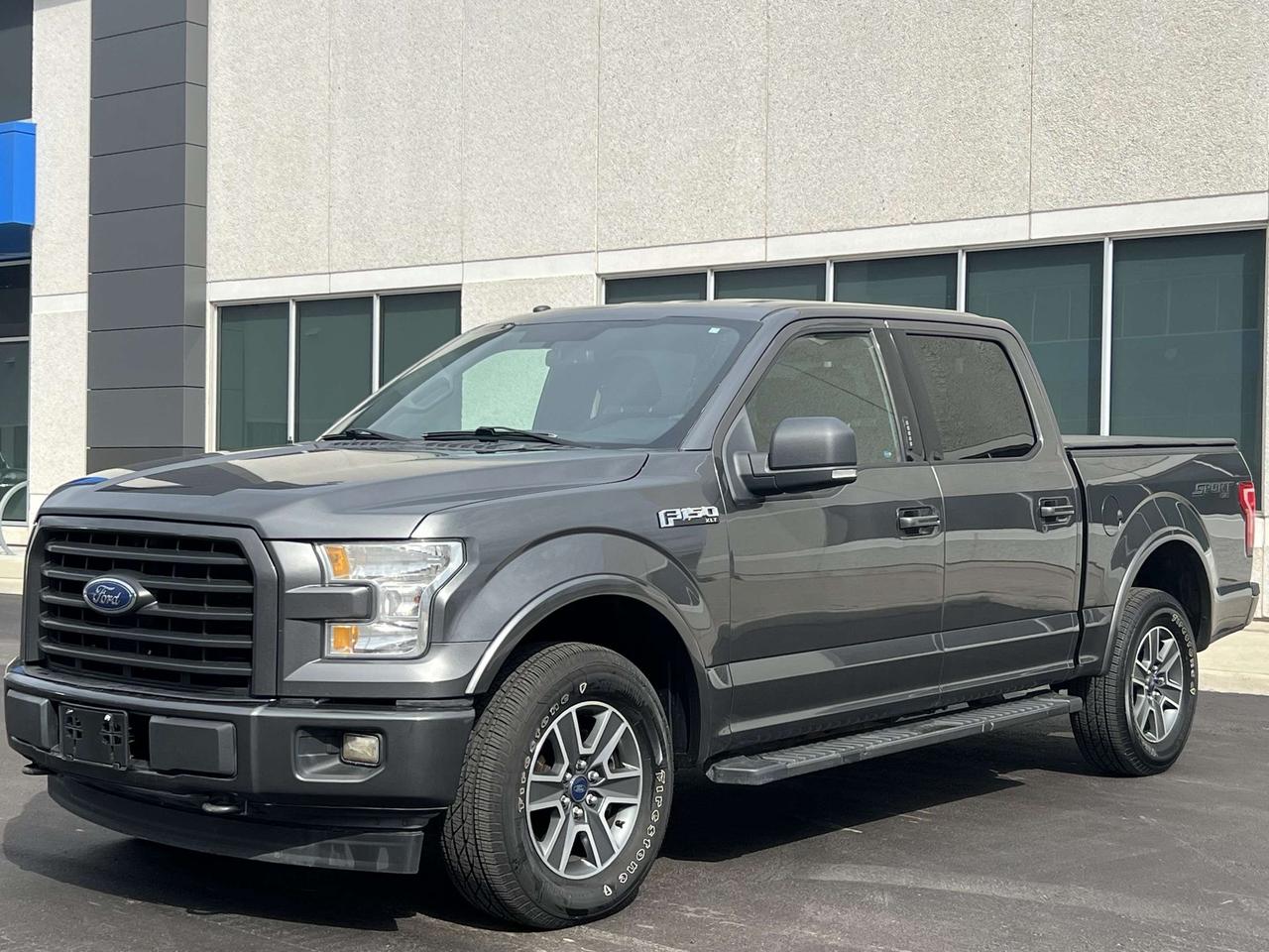 2017 Ford F-150 4WD SuperCrew 145" XLT V8 Sport 4X4 Photo1