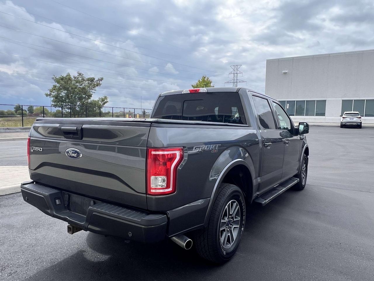 2017 Ford F-150 4WD SuperCrew 145" XLT V8 Sport 4X4 Photo