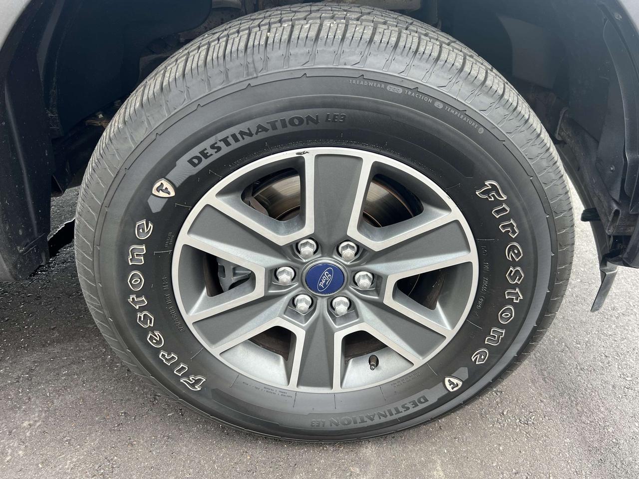 2017 Ford F-150 4WD SuperCrew 145" XLT V8 Sport 4X4 Photo