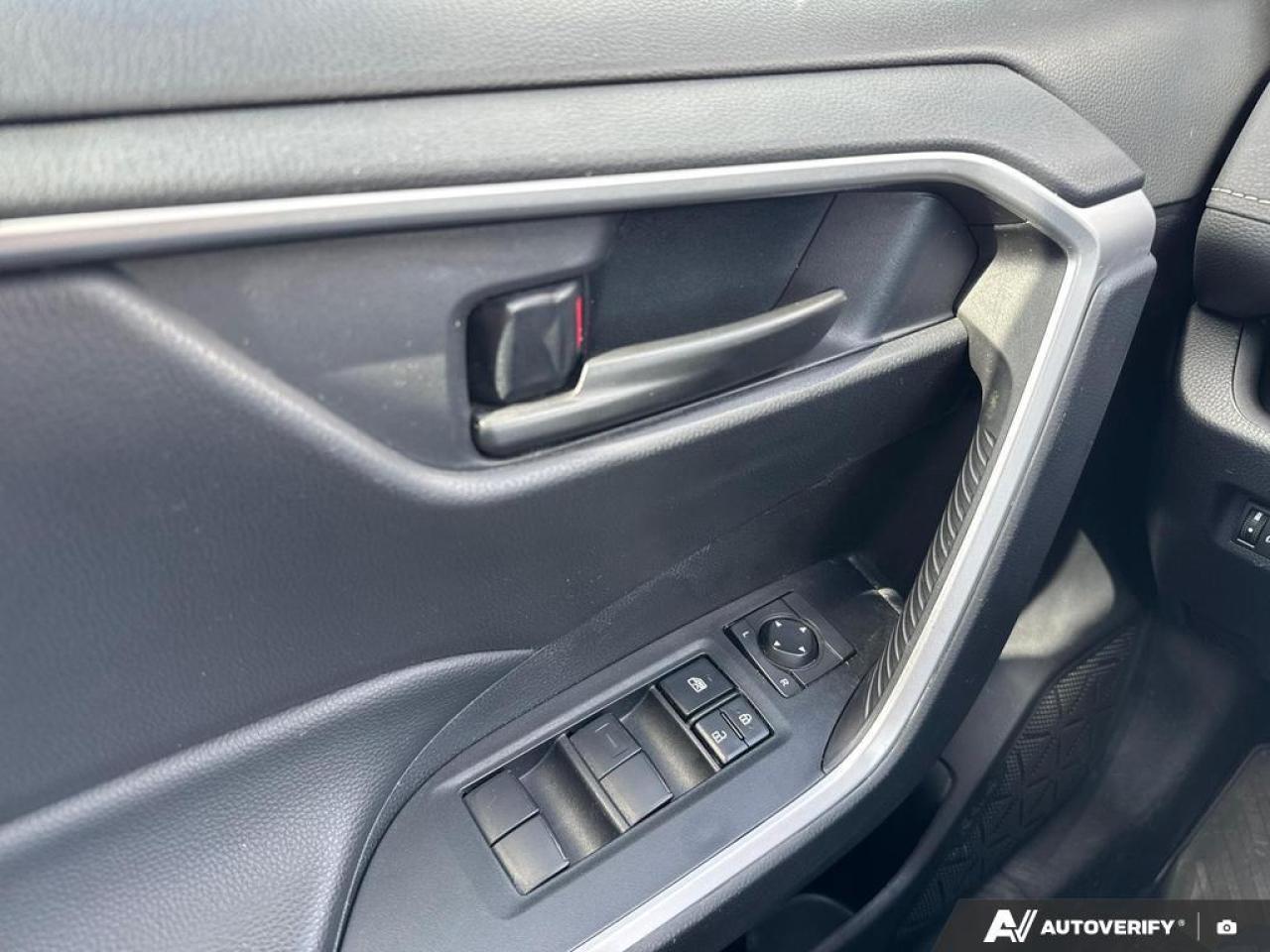 2024 Toyota RAV4 LE BACKUP CAM   BLUETOOTH   HTD SEATS   KEYLESS EN Photo