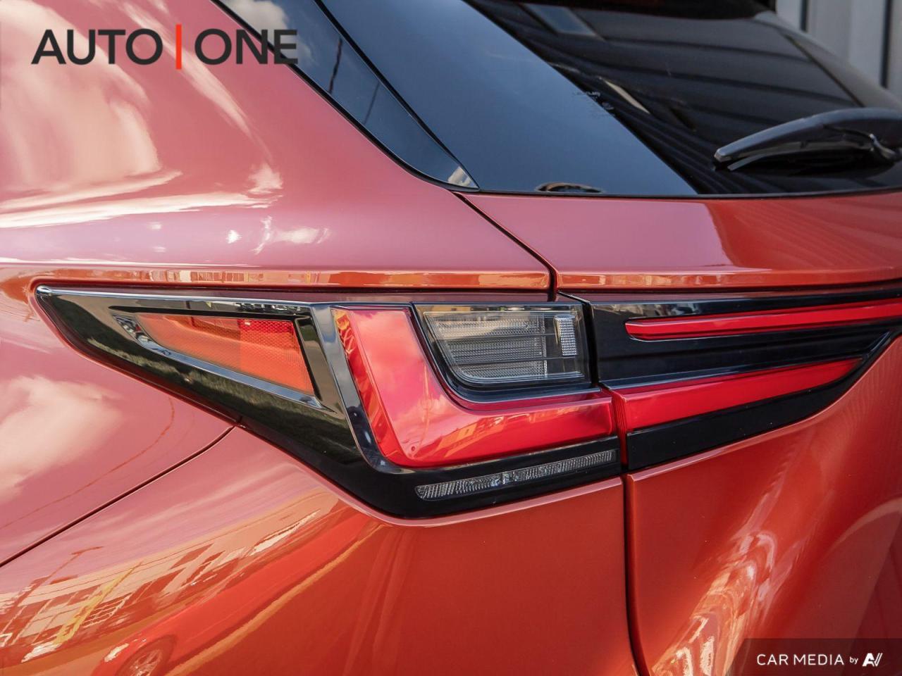 2022 Lexus NX 350 F SPORT   HEADS UP DISPLAY   AWD   CARFAX CLEAN Photo