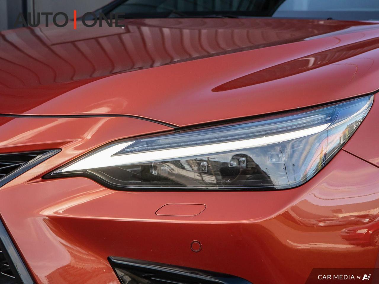 2022 Lexus NX 350 F SPORT   HEADS UP DISPLAY   AWD   CARFAX CLEAN Photo